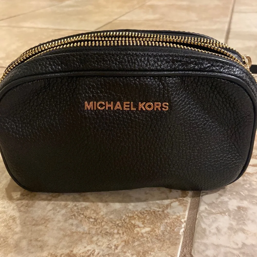 NWOT Michael Kors Crossbody Purse - Picture 2 of 8